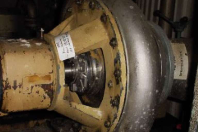 Mechnical seals in several pumps of paper machines