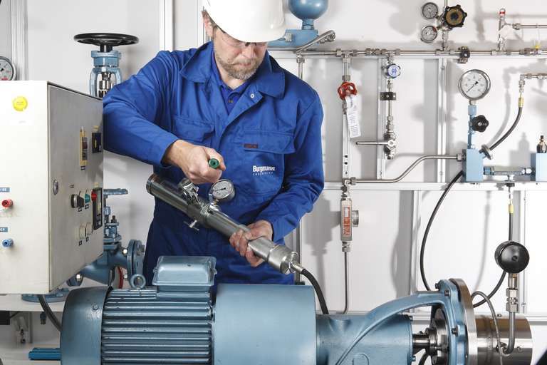 Injectable packings for chest agitators